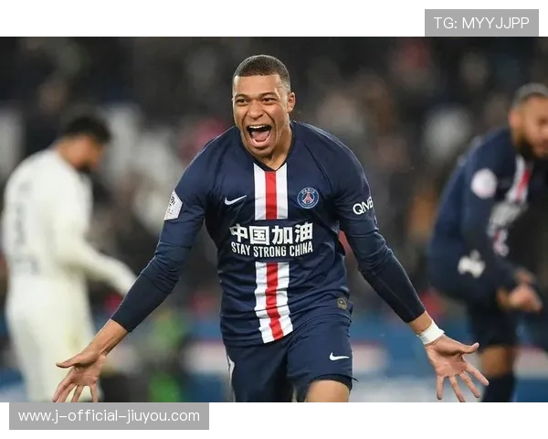 姆巴佩高速冲刺破门，法国前场压制全场——速度与压迫的现代足球诗篇